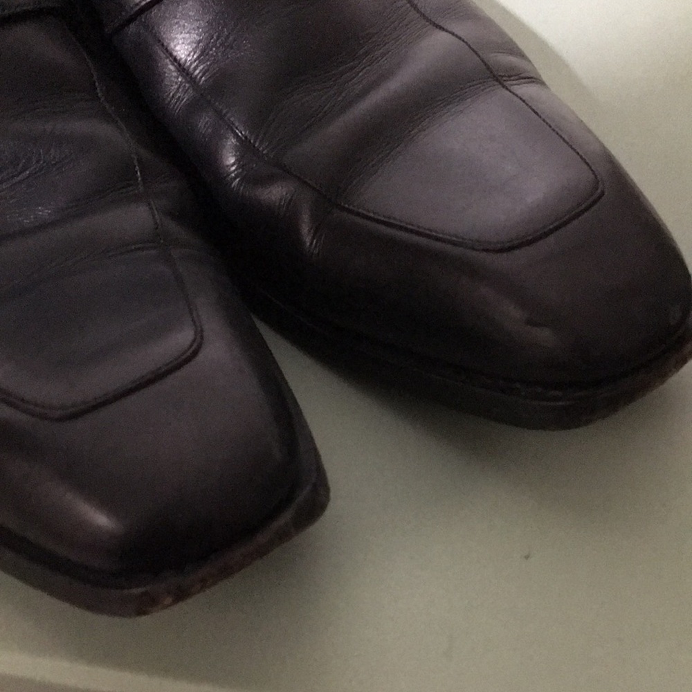 Gucci Black Leather Slip On Dress Loafers - Picture 8 of 10
